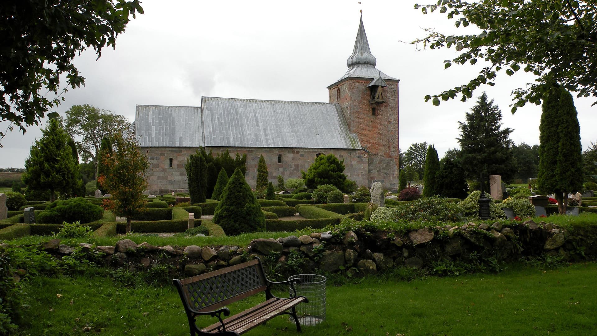 Oksenvad Kirche