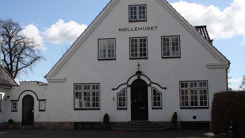 Højskolehistorisk byvandring i Askov