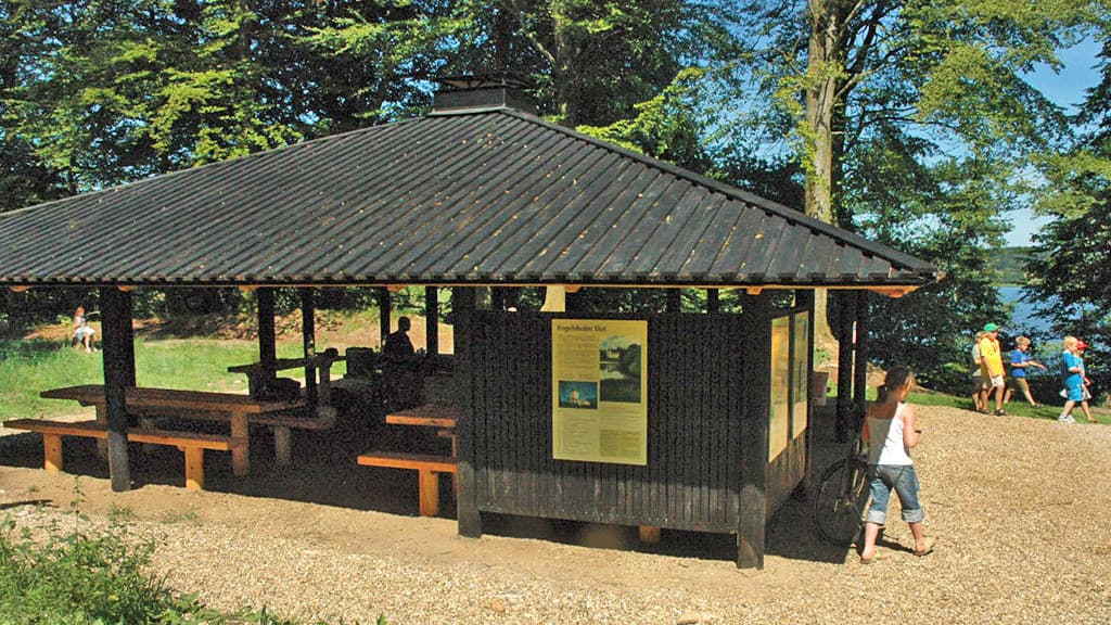 Die Waldgebiete Engelsholm Skov und Gødding Skov